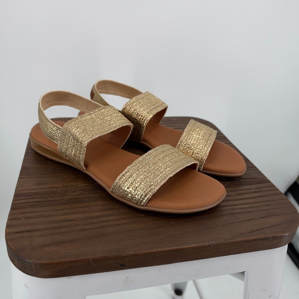 Andre Assous Nigella Woven Platino Gold Metallic Slingback Flat Sandals 9 NIB